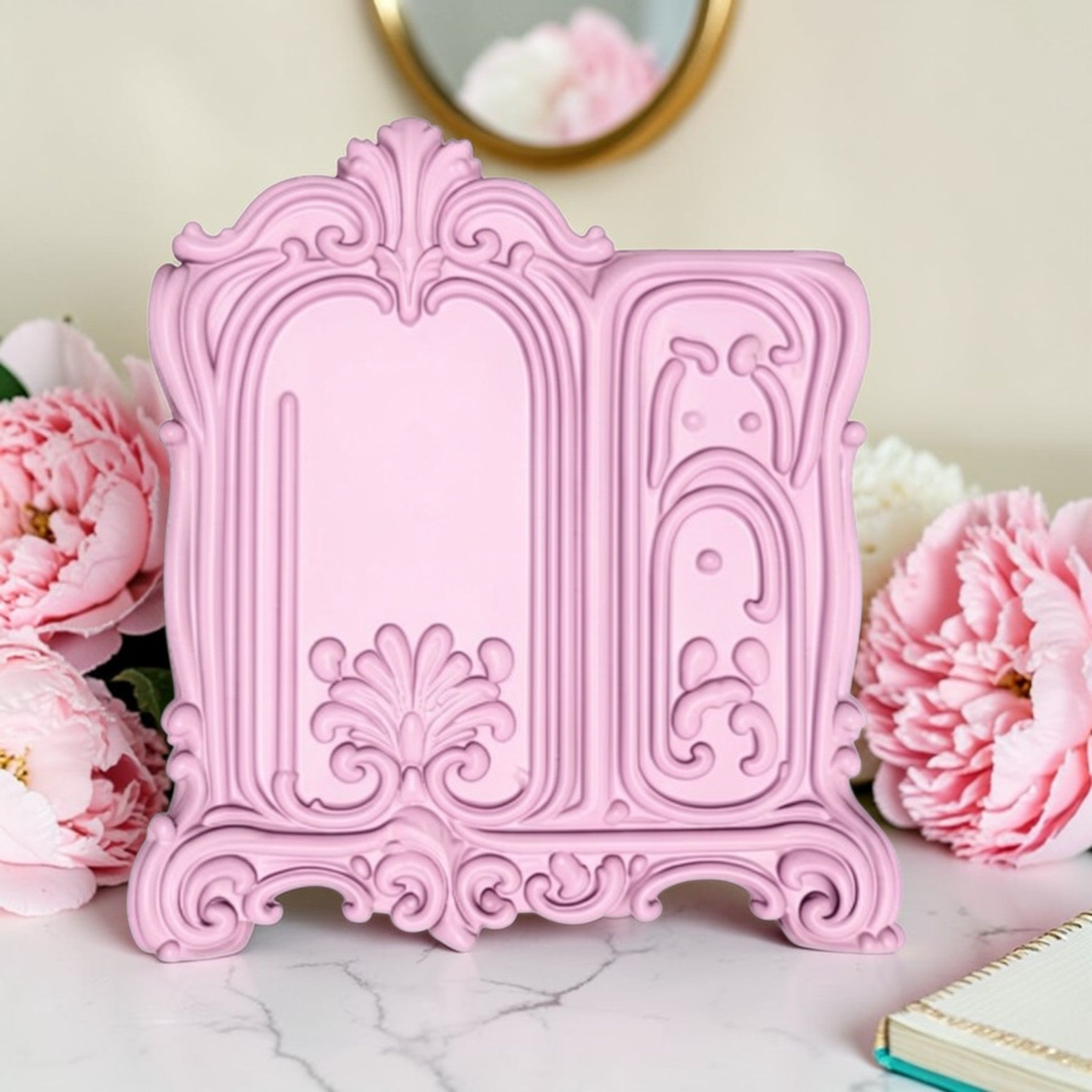 Designed with a soft coquette and rococo-inspired style, this piece is not just storage — it’s a statement. Whether you’re organising your workspace or your makeup brushes, it brings calm, order, and a touch of luxury to your everyday routine.